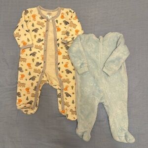 Bundle of two 3-6m winter bodysuits